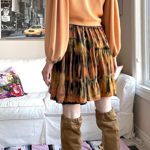 Bohemian tie dye tiered skirt - Picture 5 of 12